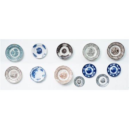 MANIFATTURA INGLESE DEI PRIMI DEL '900, Dodici piatti