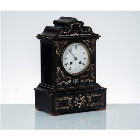 MANIFATTURA FRANCESE DEL XIX SECOLO, Orologio da tavolo