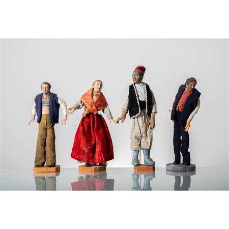 MANIFATTURA NAPOLETANA DEL XIX SECOLO, Quattro sculture