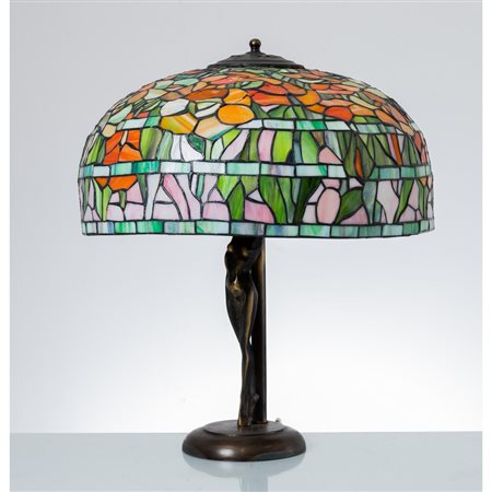 MANIFATTURA EUROPEA SECONDA METÀ XX SECOLO, Lampada da tavolo