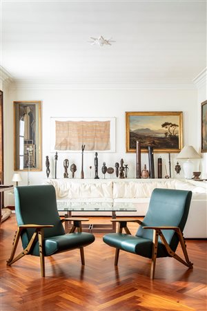 Carlo Mollino (1905 - 1973)  - Coppia di poltrone modello 'Gilda', 1953