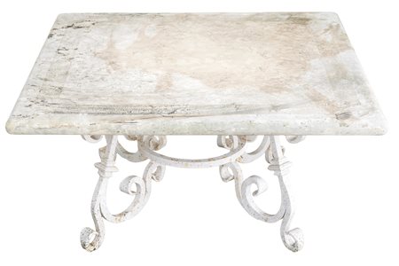 Tavolo da giardino con struttura in ferro battuto laccato bianco a volute 