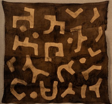 SHOWA, Congo centrale - Tessuto di rafia su pannello di tela