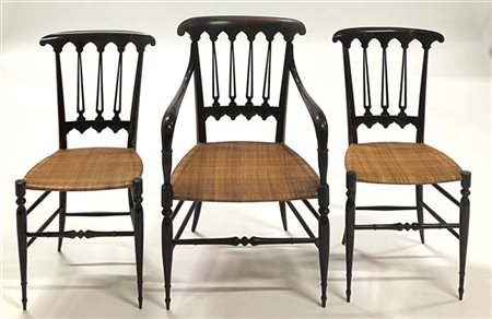 Sedie Sanguineti. Lotto composto due sedie e una poltrona chiavarina. Chiavari,