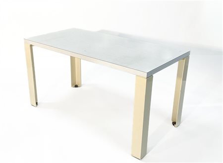 Örni Halloween Tavolo modello "Eretteo 72". Produzione Artemide, Milano, 1976ca.