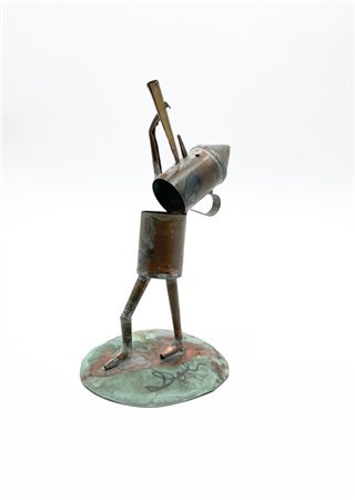 Riccardo Dalisi Sculturina in lamina di rame. Firmata alla base e iscritta al re