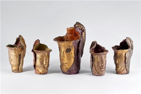Lino Berzoini Lotto di cinque vasi raffigurati volto. Produzione Ceramiche Ivos