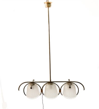 Manifattura di Murano Lampada a sospensione a tre luci in ottone con diffusori i