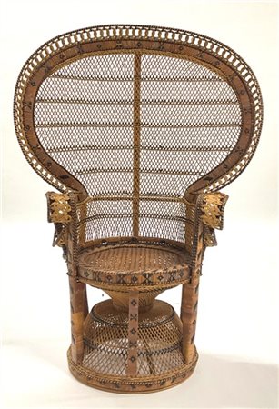 "Emmanuelle"
Poltrona pavone in giunco. Italia, anni '70. (difetti)