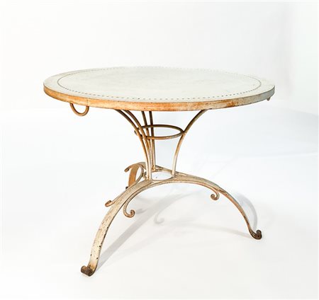 Tavolo tondo da giardino in ferro verniciato bianco con piano traforato e gambe