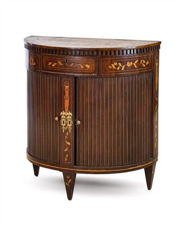 Mobiletto a demi-lune in mogano intarsiato in legni chiari a motivi floreali, f