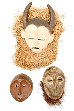 Arte Africana. Lotto composto da tre maschere antropomorfe rituali in legno int