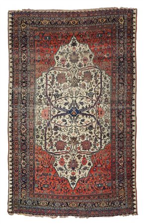 Tappeto Bidjiar, Persia, inizio secolo XX. Campo decorato con una grande riserv