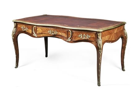 Pierre Roussel (1723 - 1782) Diplomatica da centro di forma mossa lastronata e