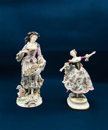 Manifatture differenti, secolo XX. Due gruppi in porcellana policroma a figure