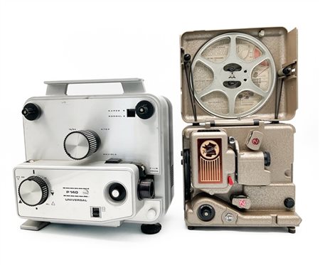 Lotto composto da diversi oggetti fra cui un proiettore Heurtier e un proiettor