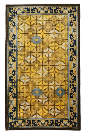 Tappeto Nepal, recente manifattura. Decoro all over con riserve a forma di Gul