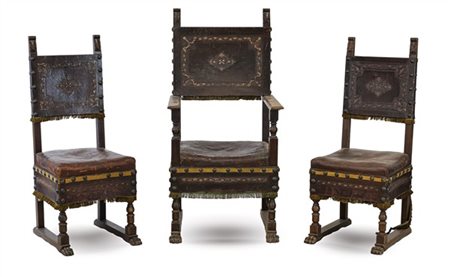 Lotto composto da un seggiolone e coppia di sedie neorinascimentali in legni va
