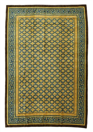 Tappeto Nepal, recente manifattura. Decoro a griglia nei toni dell'azzurro e bl