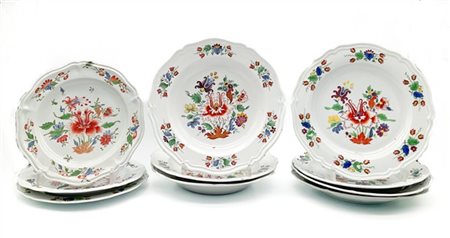 Manifattura Ginori, Doccia, secolo XVIII. Lotto composto da dieci diversi piatt