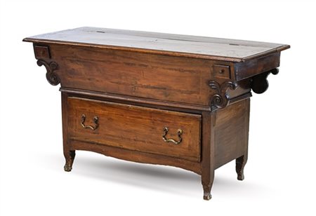 Madia in noce filettata in legni vari con piano ribaltabile e due tiretti later