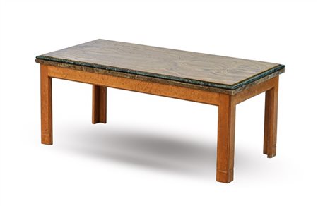 Tavolino da salotto con piano lastronato in alabastro africano profilato in mar