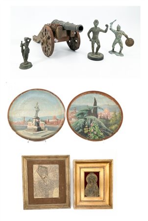 Lotto composto da un modellino di cannone, due placche metalliche religiose in