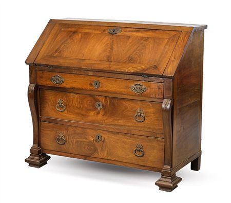 Ribalta lastronata in noce con calatoia che rivela vano a giorno e sei tiretti,