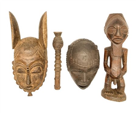 Arte Africana. Lotto composto da due maschere rituali di cui una raffigurante M