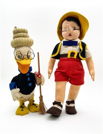Lenci Lotto di due pupazzi raffiguranti Nonna Papera, anni '50 (h cm 45) e Pinoc
