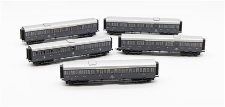 Roco Lotto di cinque carrozze passeggeri FS modello "100 porte", livrea grigio a