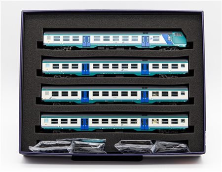 ViTrains Convoglio completo Trenitalia 2° classe con carrozza pilota MDVC, livre