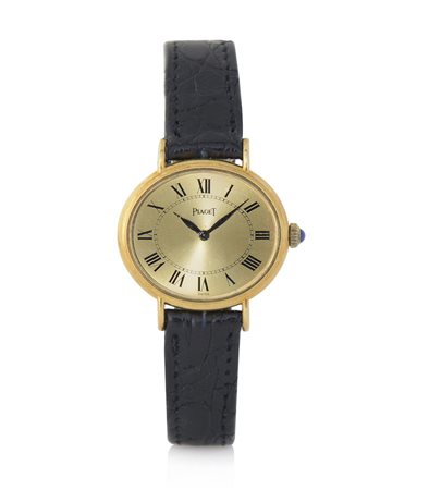 PIAGETPIAGET ANNI '70.C. ovale in oro giallo 18 kt con anse curve. Q....