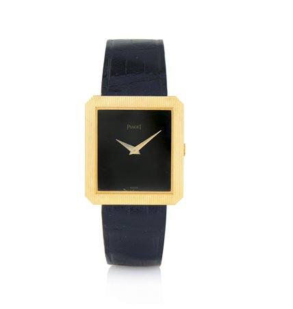 PIAGETPIAGET ANNI '70. C. n. 350972 rettangolare in oro giallo 18 kt con...