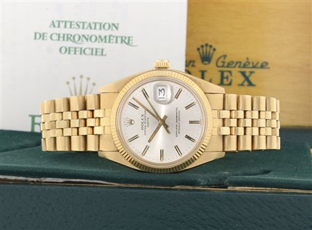 ROLEX REF. 1503ROLEX OYSTER PERPETUAL DATE REF. 1503 DEL 1979. C. n. 5807865...