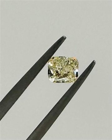 DIAMANTE NATURAL POLISHED 0,74 NATURAL FANCY GIALLO -SI1 - CERTIFICATO MAROZ DIAMONDS - UD30113-2