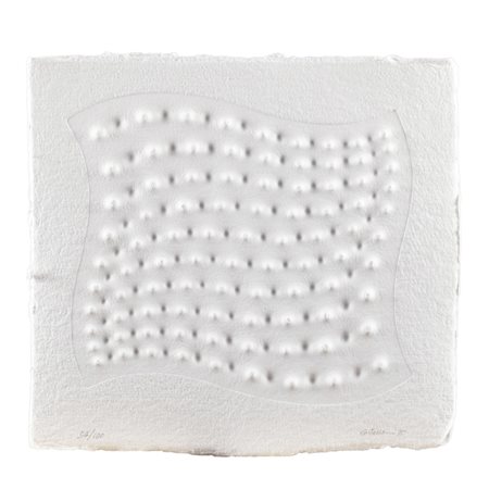 Enrico Castellani (Castelmassa 1930 - Viterbo 2017) "Superficie II" 1995 28,5x30,5 cm.