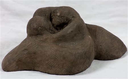 Gianni Aricò (1941-2021) Abbraccio Scultura in terracotta, pezzo unico cm...