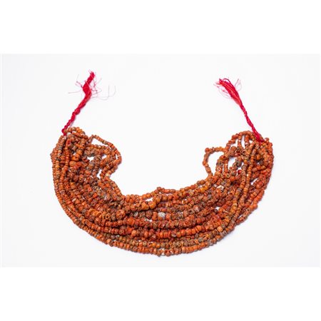 DODICI FILI di corallo grezzo