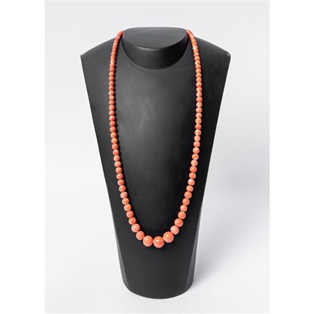 COLLANA con sfere in corallo e susta in oro giallo 18 KT