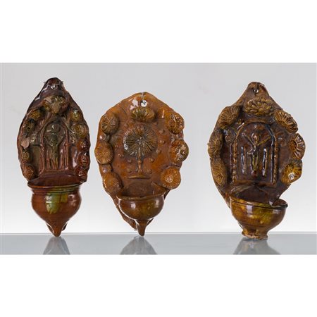 MANIFATTURA SICILIANA DEL XIX SECOLO, Tre acquasantiere