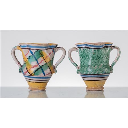 MANIFATTURA SICILIANA DEL XIX SECOLO, Due vasi contenitore