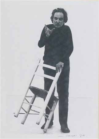 Giuseppe Chiari (Firenze, 1926 - 2007) Pezzo per sedia 1979 Fotografia...