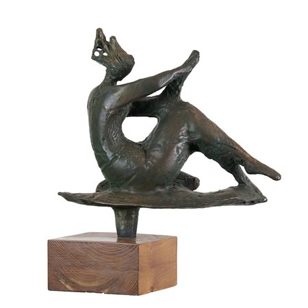 Iorio Vivarelli (Fognano di Montale (Pt), 1922 - 2008) Figura Bronzo cm....