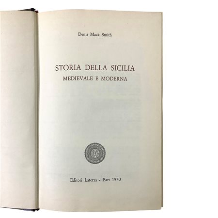 Denis Mack Smith (1920 - 2017)  - Storia della Sicilia medievale e moderna, 1970