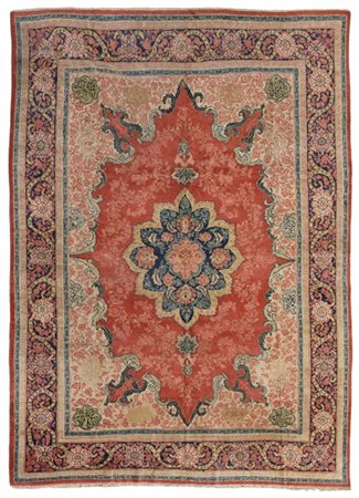 Tappeto Tabriz, Persia, secolo XX. Decoro con medaglione polilobato con puntali