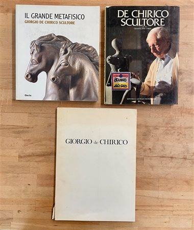 DE CHIRICO SCULTORE - Lotto unico di 3 cataloghi