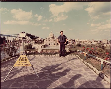 Luigi Ghirri (1943 - 1992)  - Rimini dalla serie "Paesaggio Italiano", 1985