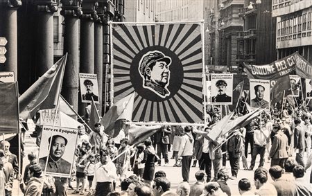 Gianni Berengo Gardin (1930 - 2025)  - Milano, Primo Maggio, 1969