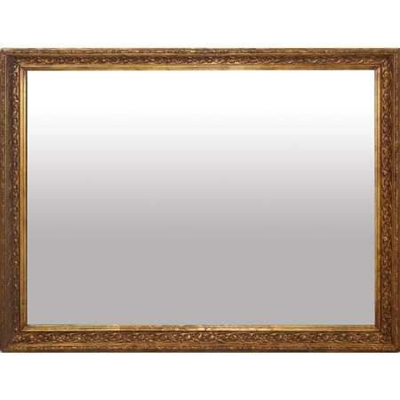 Specchiera in cornice a pastiglia in legno dorato decorata a rilievi floreali